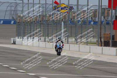 media/Oct-15-2022-Fastrack Riders (Sat) [[9a18b22502]]/Level4/Start Finish 900am/